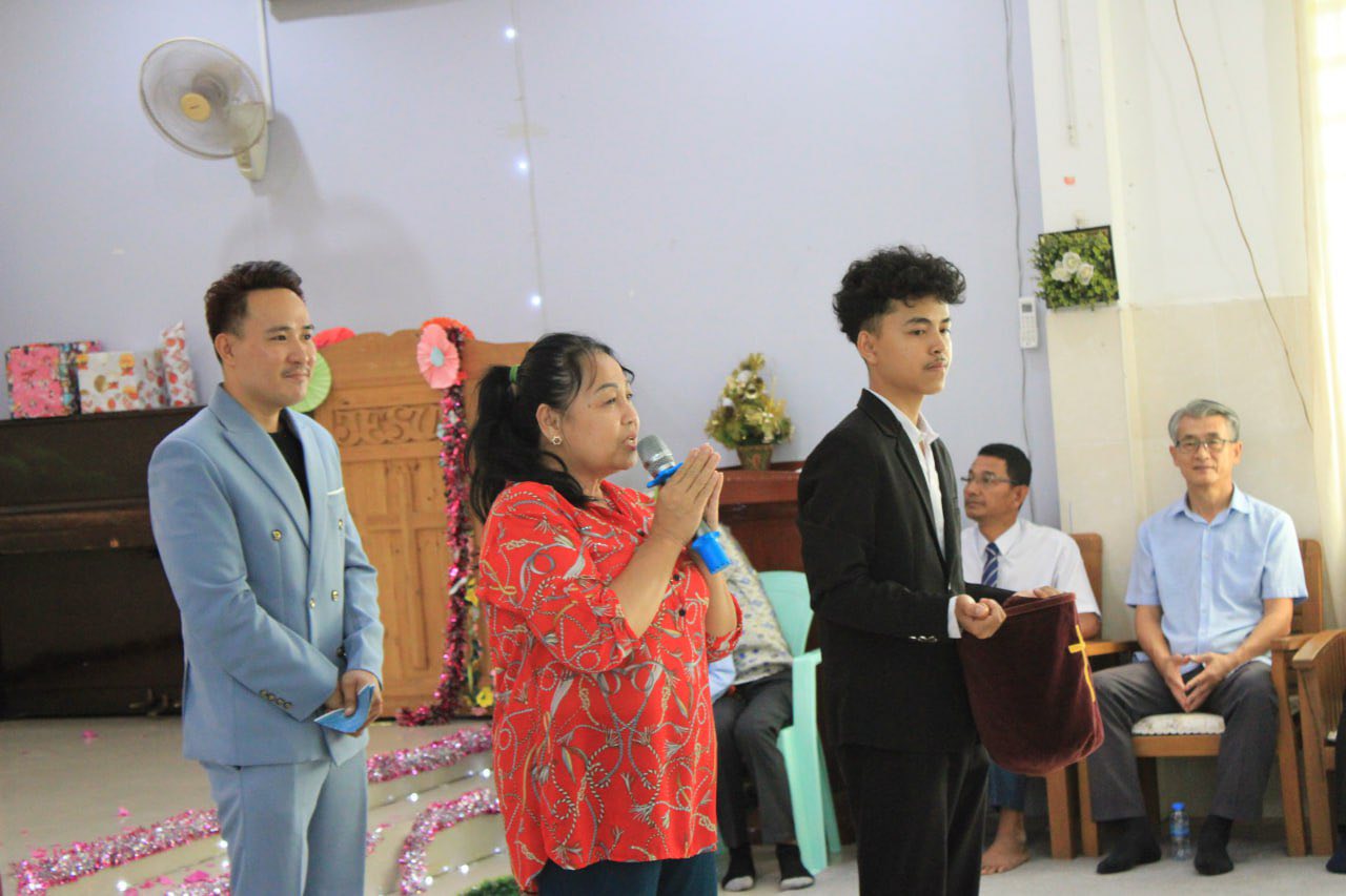 Worship and testimony service